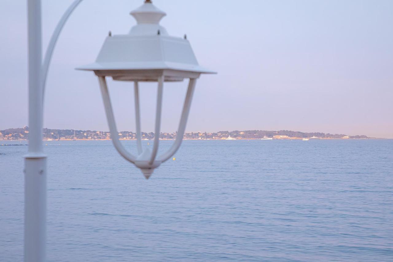 " Nid D'Amour " Evasion De Reve - Pieds Dans L'Eau Face A La Mer Cannes Exteriér fotografie